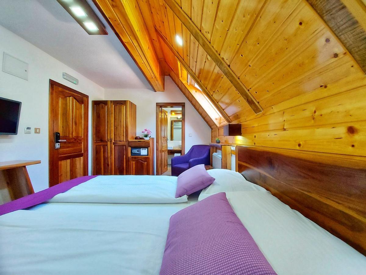 Plitvice Ethno House Jezerce