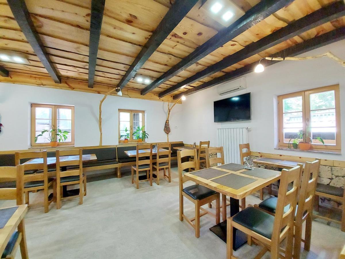 Plitvice Ethno House Pensiune 3*