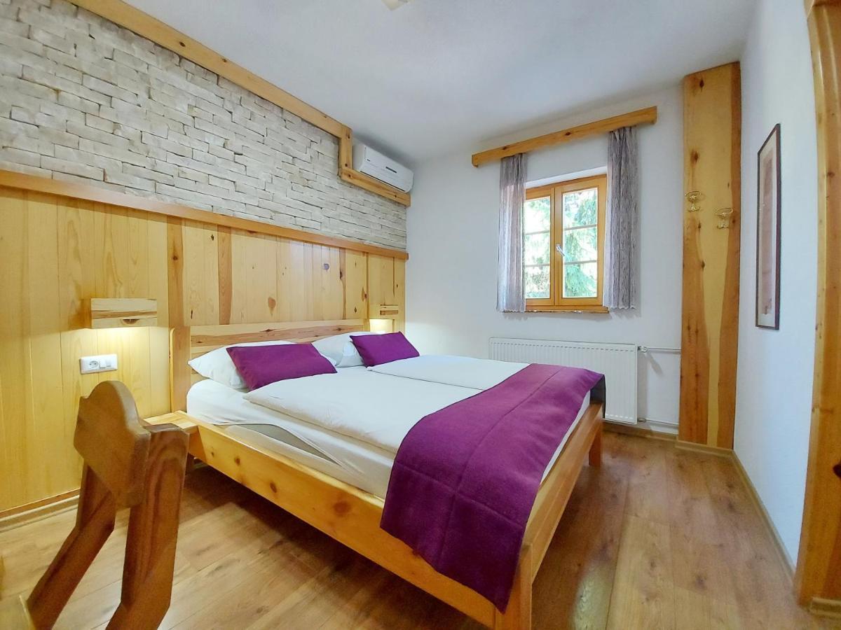 Plitvice Ethno House Pensiune 3*