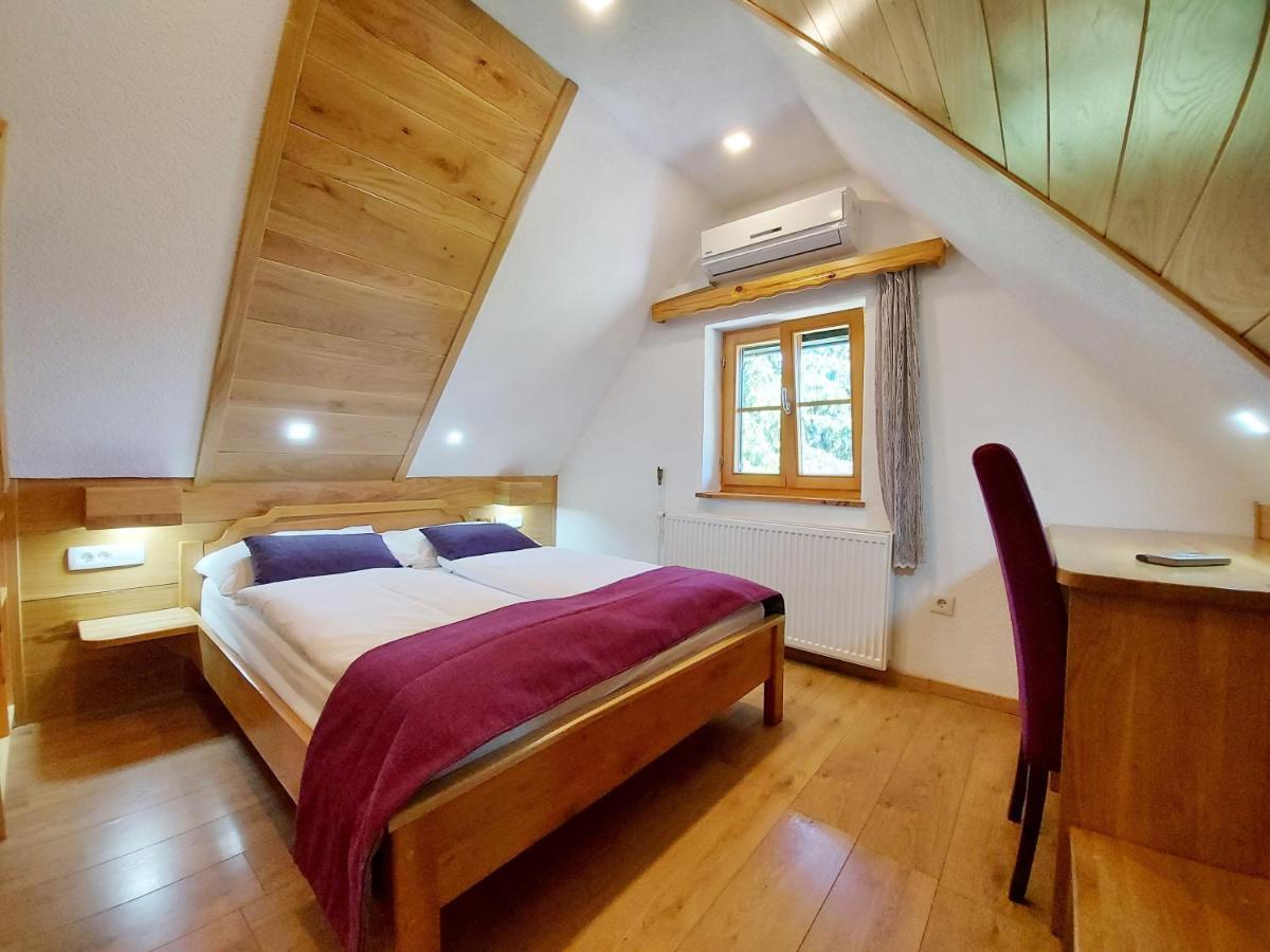 Plitvice Ethno House Pensiune 3*