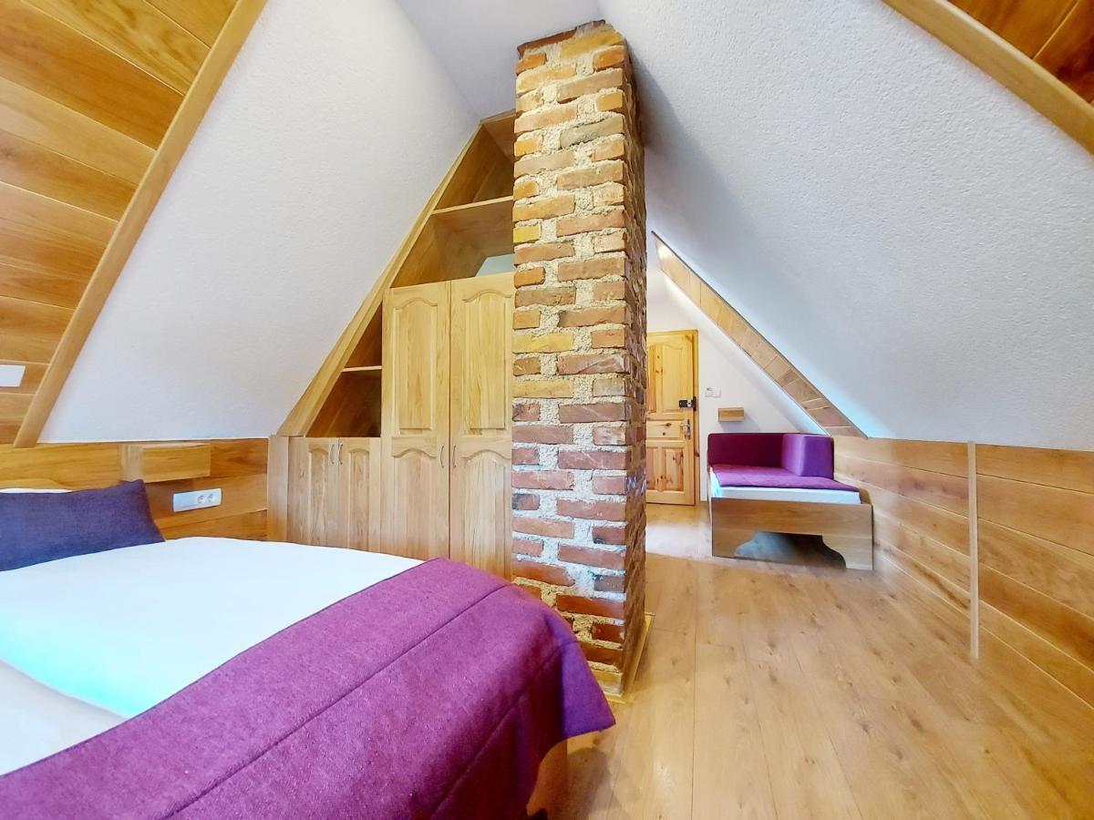 Plitvice Ethno House 3*